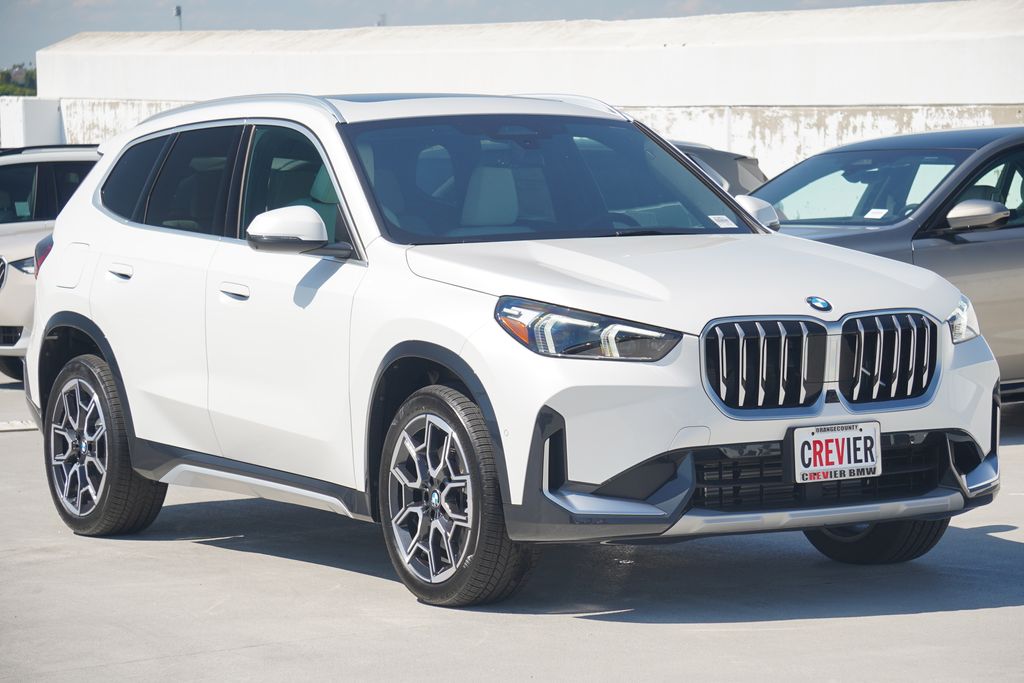 Thumbnail: 2026 BMW X1 - 3