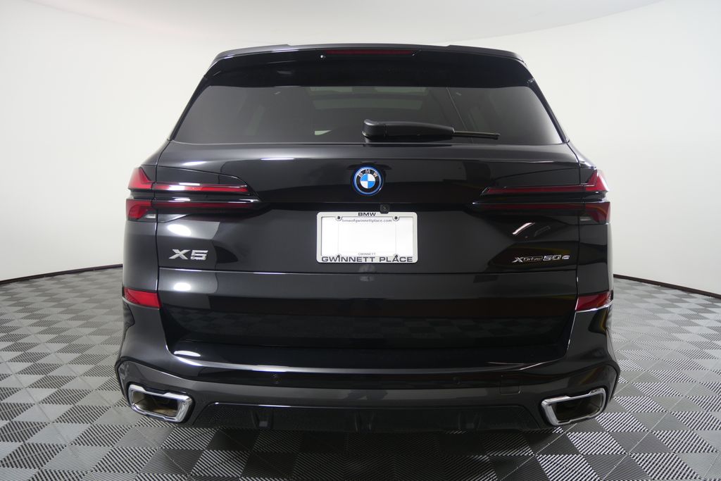 Thumbnail: 2026 BMW X5 - 5
