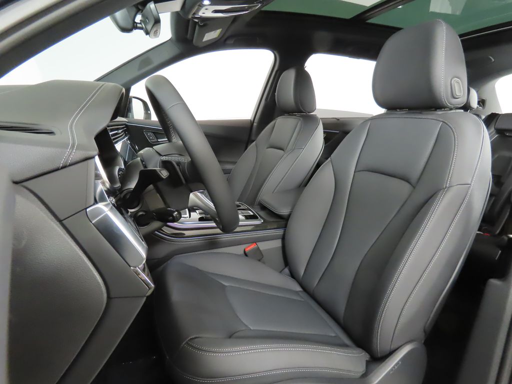 Thumbnail: 2025 Audi Q7 - 31