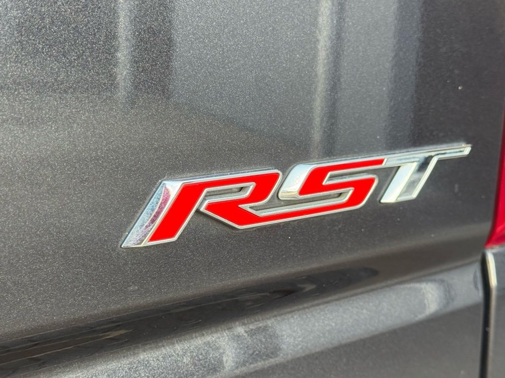Used 2022 Gray Chevrolet RST image 50