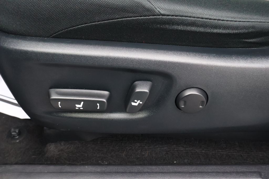 Thumbnail: 2024 Toyota 4Runner - 16