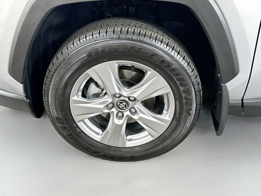 Thumbnail: 2025 Toyota RAV4 - 31