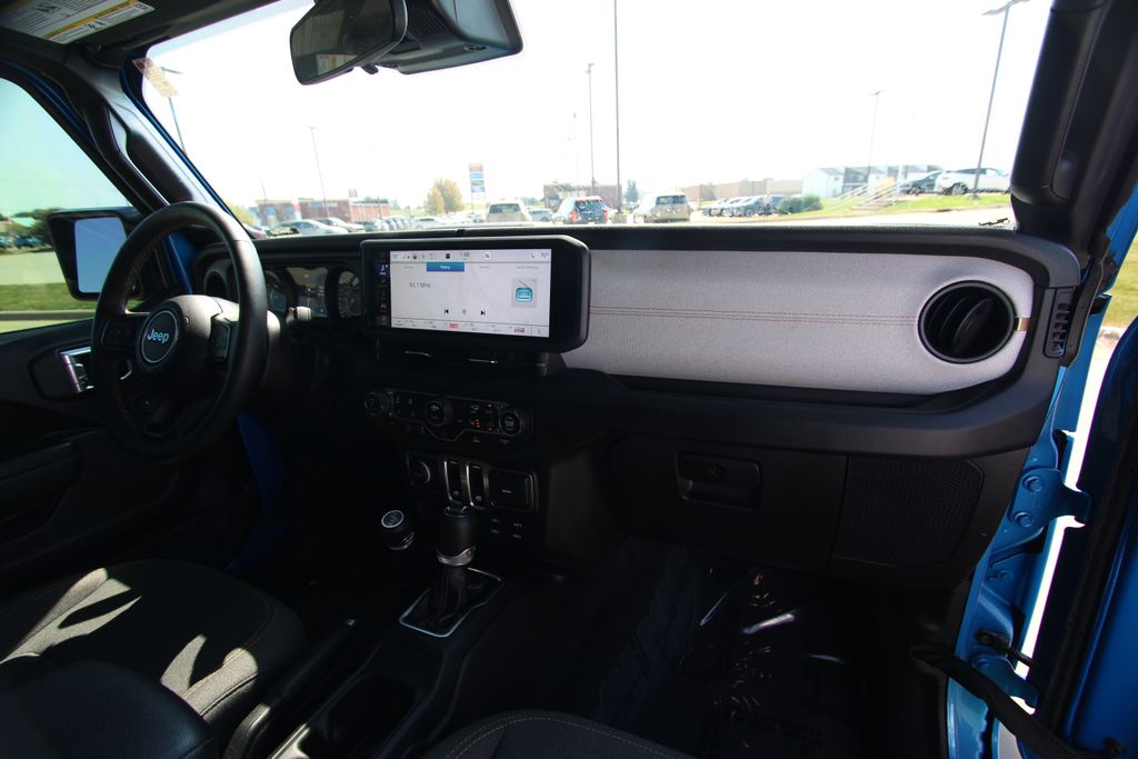 Used 2024 Jeep Wrangler SUV