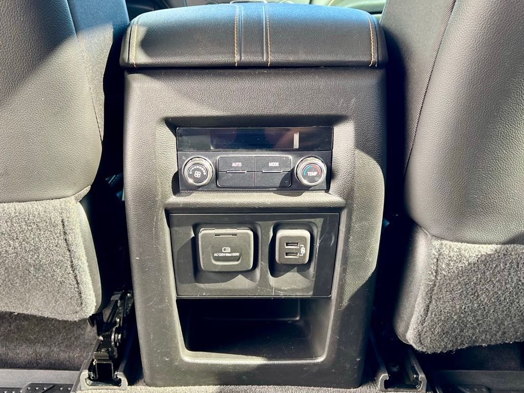 2020 Chevrolet Traverse 3LT photo