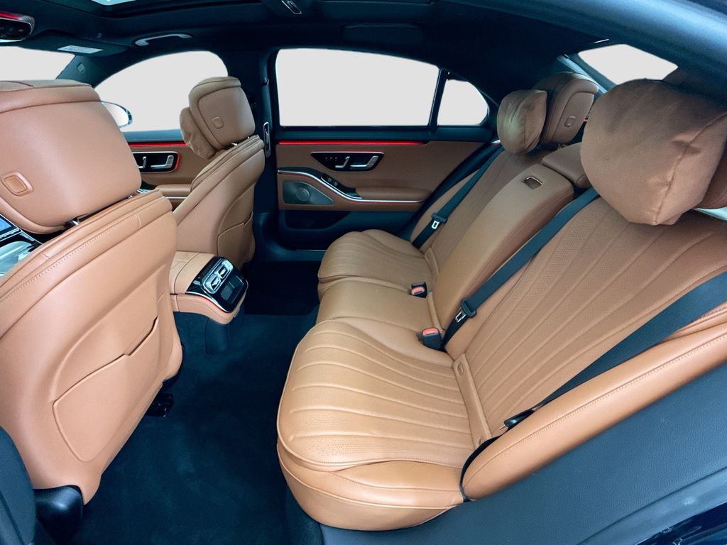 Thumbnail: 2023 Mercedes-Benz S-Class - 20