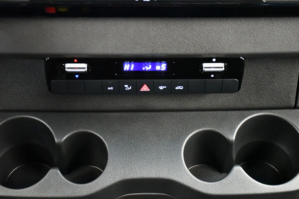 Thumbnail: 2026 Mercedes-Benz Sprinter - 19