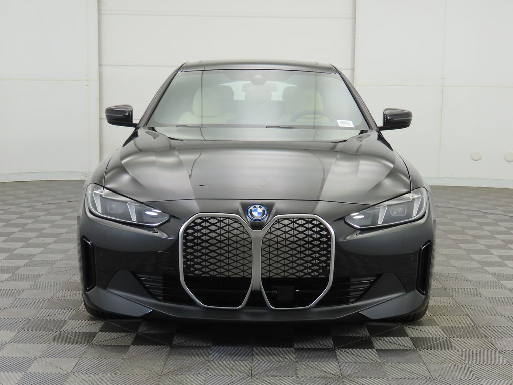 Thumbnail: 2025 BMW i4 - 2