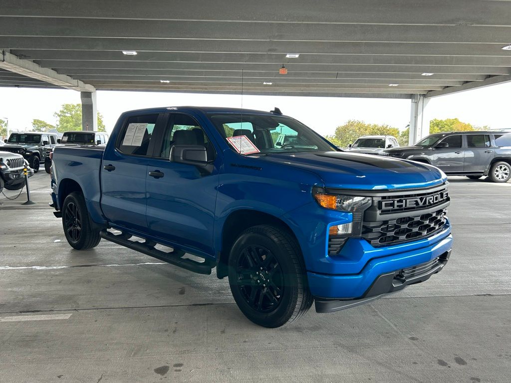 Used 2024 Glacier Blue Metallic Chevrolet Custom image 7