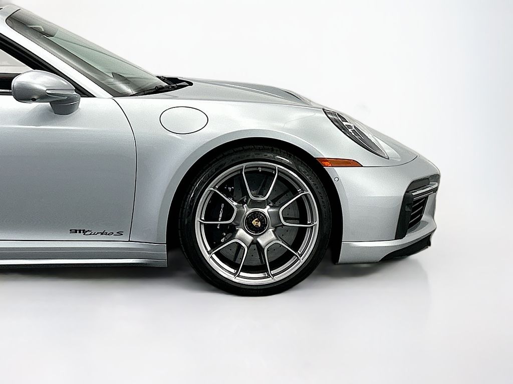 Thumbnail: 2022 Porsche 911 - 11