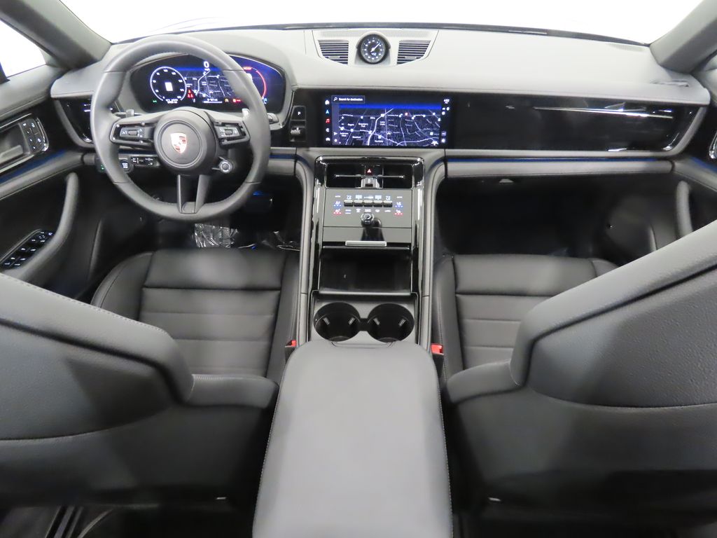 Thumbnail: 2025 Porsche Panamera - 14