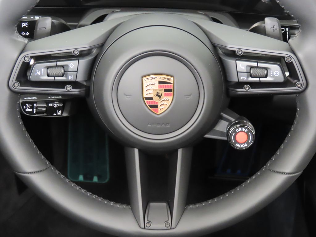 Thumbnail: 2026 Porsche 911 - 27