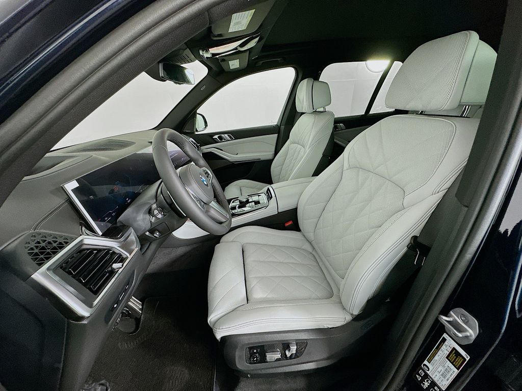 Thumbnail: 2026 BMW X5 - 16