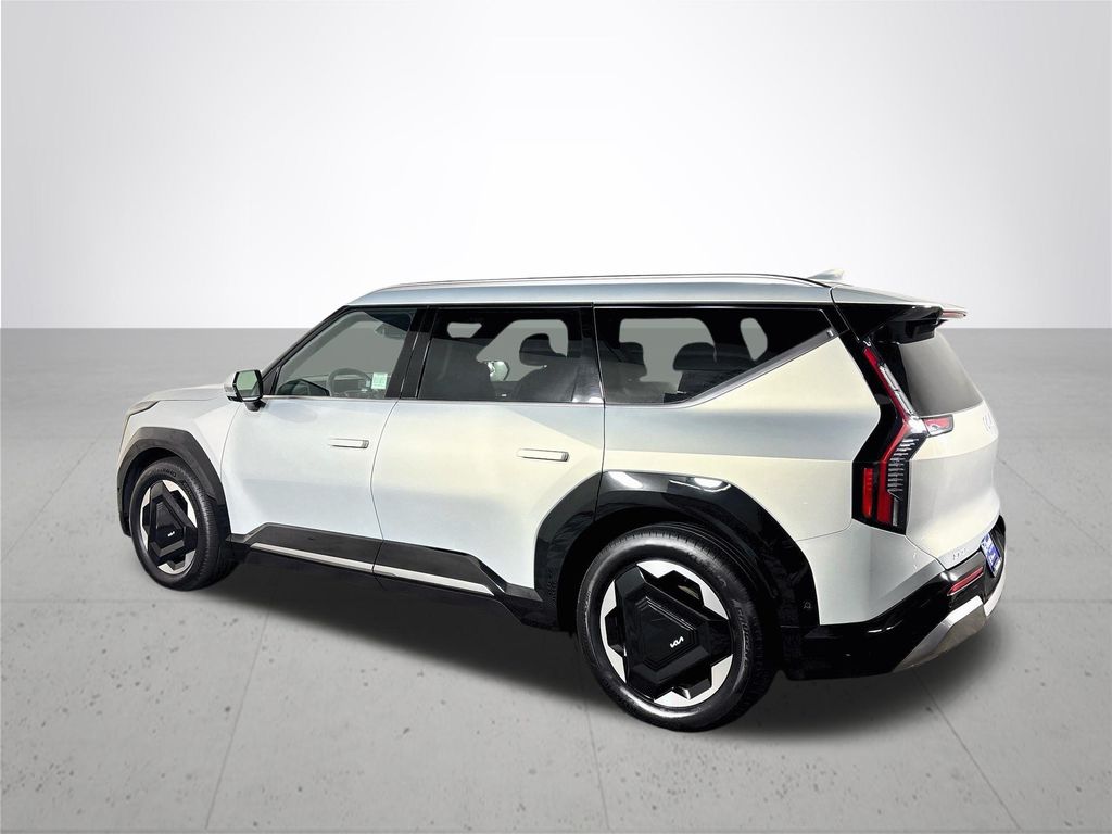 2024 Kia EV9 Land