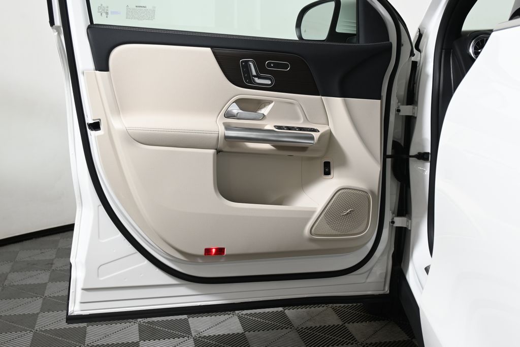 Thumbnail: 2026 Mercedes-Benz GLA - 24