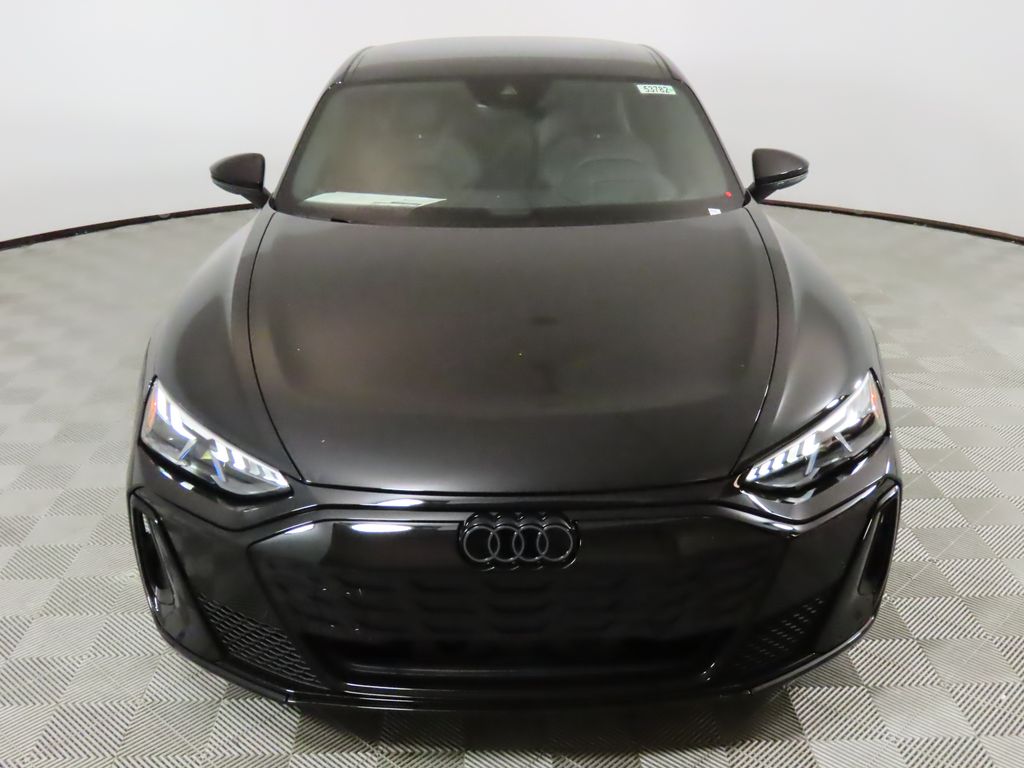 Thumbnail: 2026 Audi e-tron GT - 8