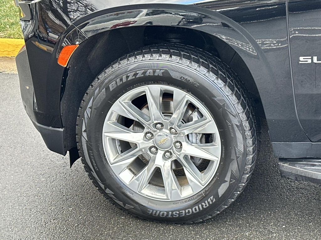 Thumbnail: 2021 Chevrolet Suburban - 14