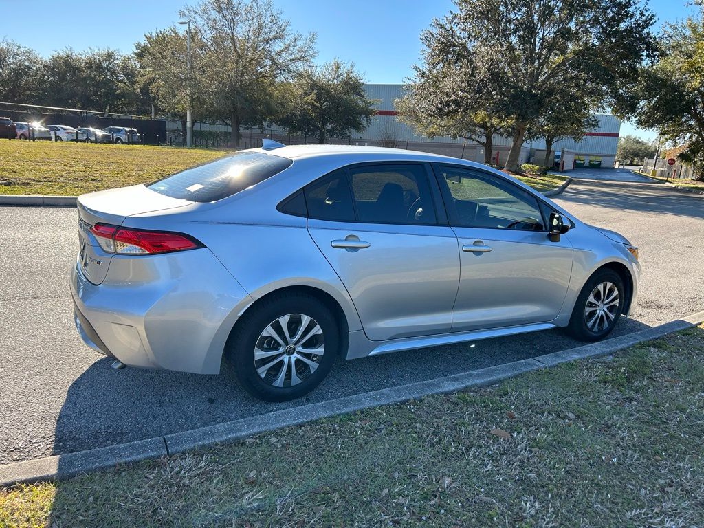 Thumbnail: 2022 Toyota Corolla - 5