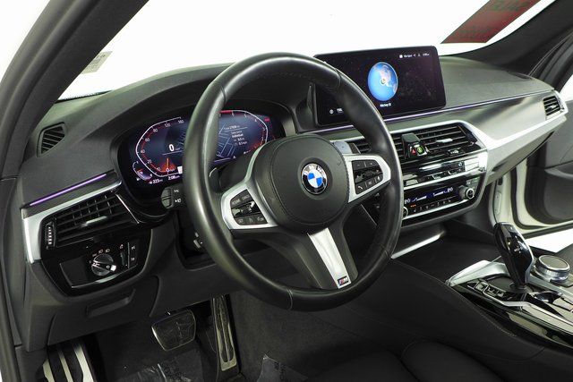 2022 BMW 5 Series 530i 27