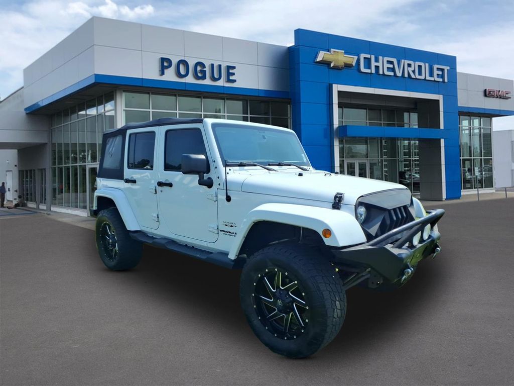 2017 Jeep Wrangler Unlimited Sahara 4WD