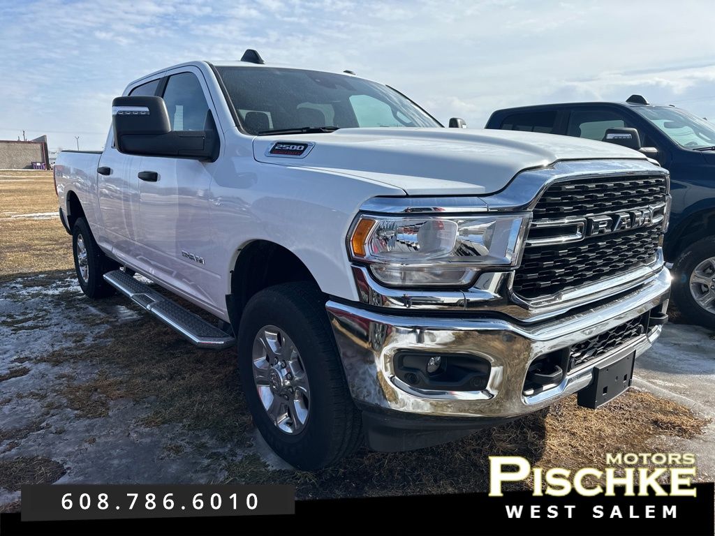 2024 RAM 2500 Big Horn Crew Cab 4WD