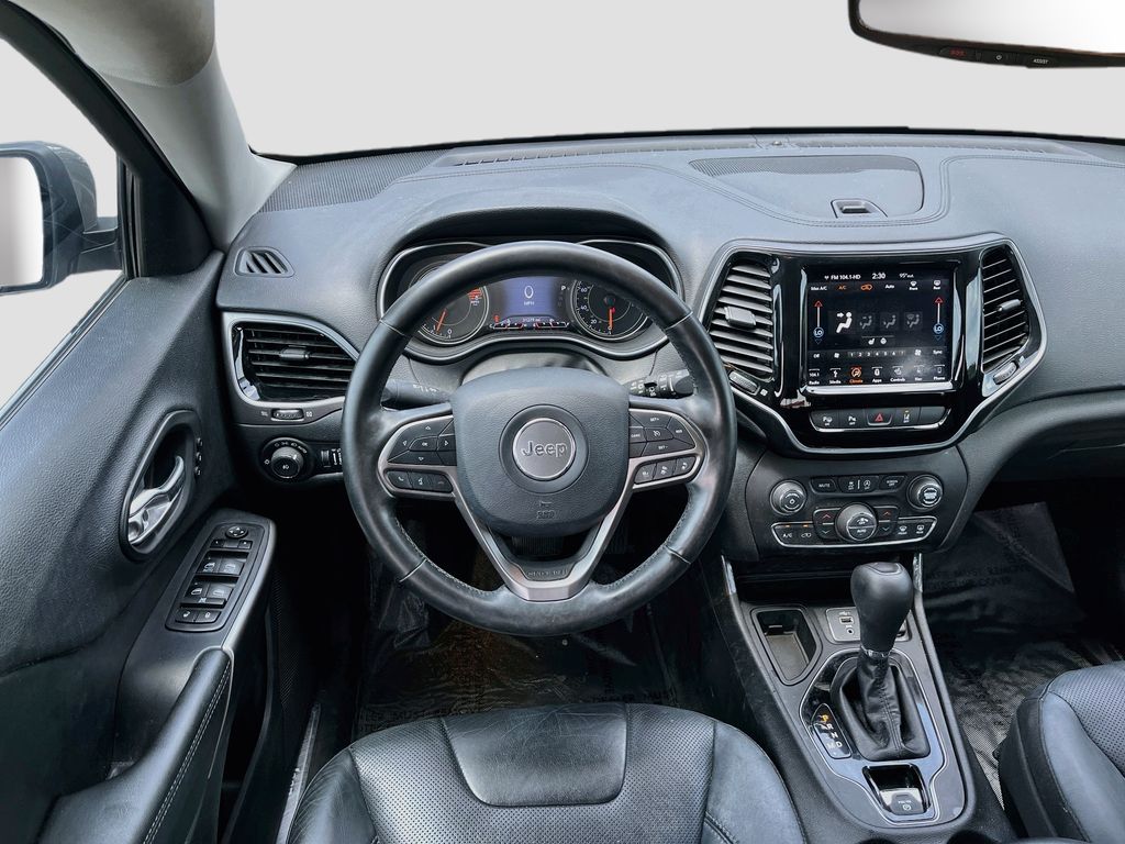 Used 2019 Gray Jeep Limited image 22