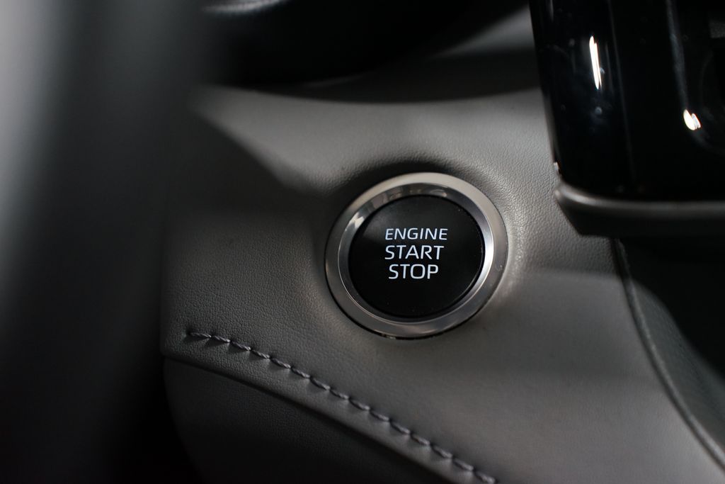 Thumbnail: 2024 Toyota Highlander - 23