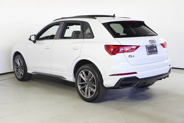 2021 Audi Q3 Premium 9