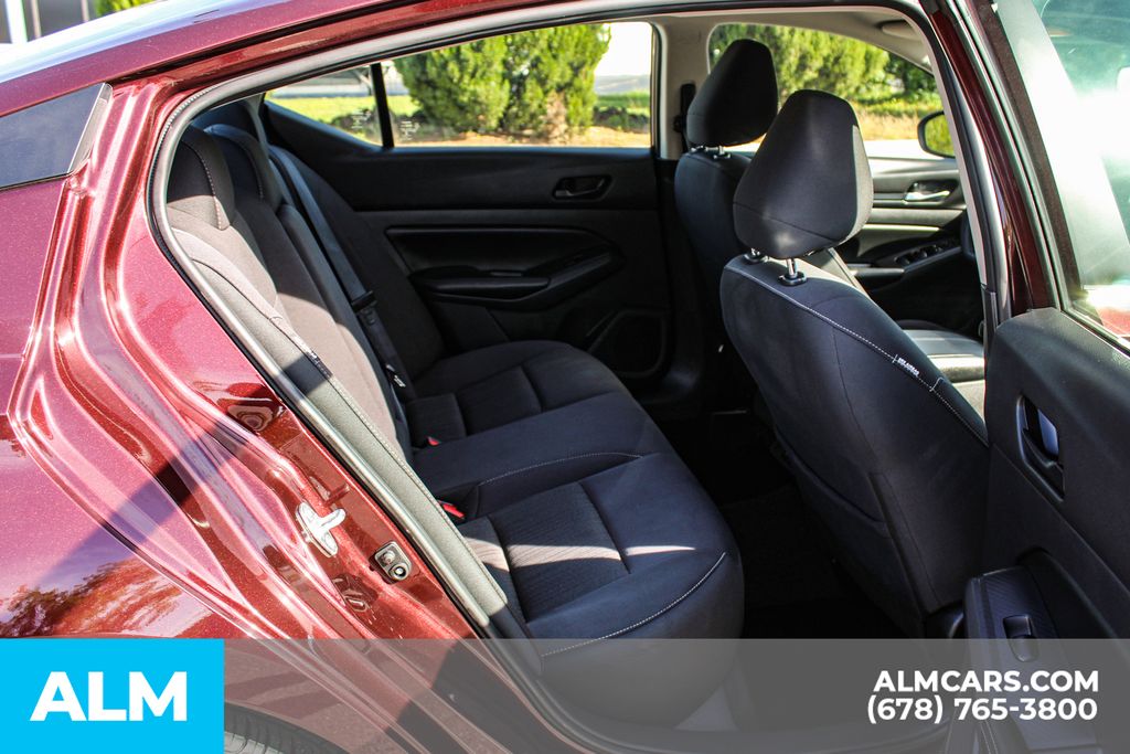 Used 2025 Red Nissan 2.5 SV image 18