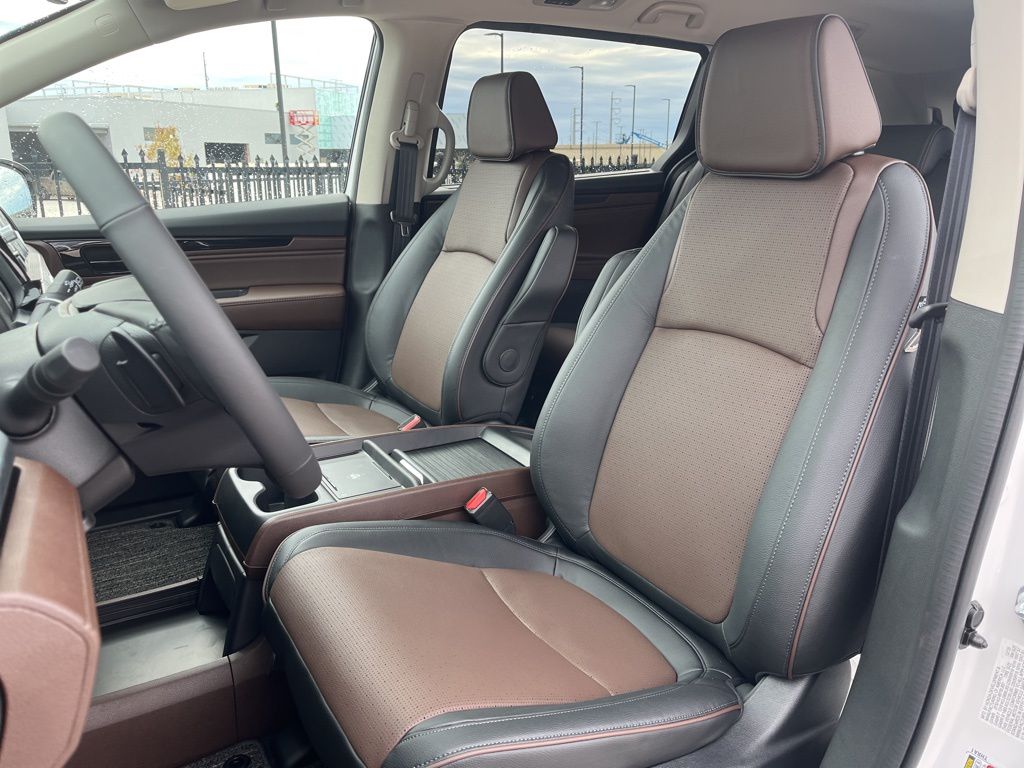 Thumbnail: 2026 Honda Odyssey - 13