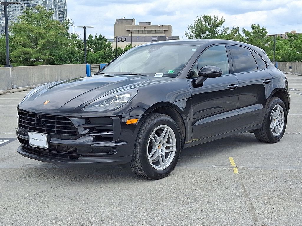 2021 Porsche Macan  -
                  Vienna, VA