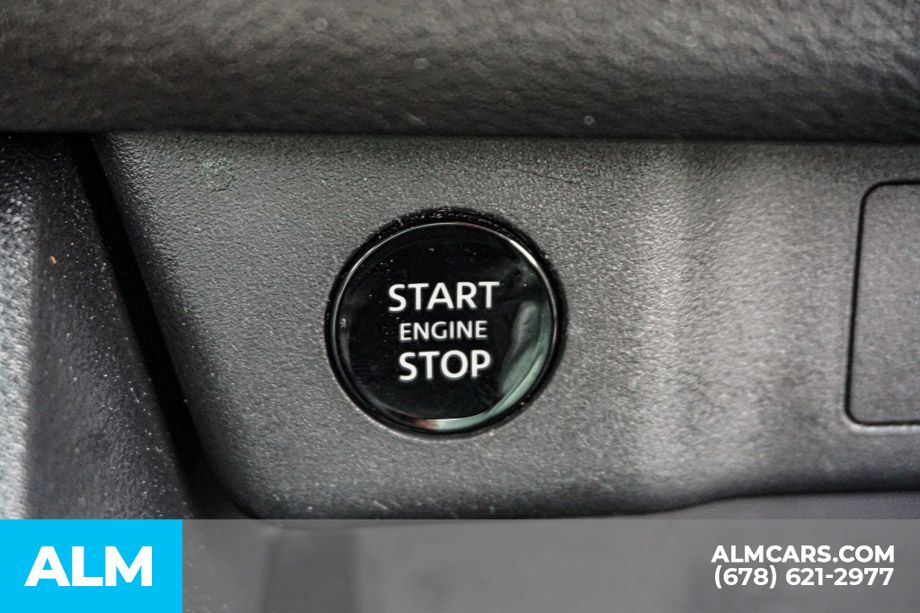 Used 2025 Blue Nissan SV image 43