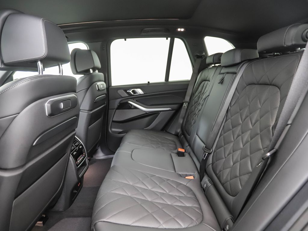 2026 BMW X5 xDrive40i 21