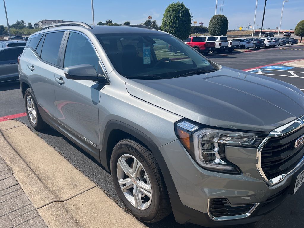 Thumbnail: 2024 GMC Terrain - 3