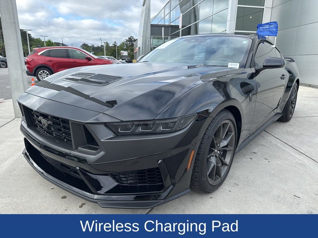 2024 Ford Mustang Dark Horse