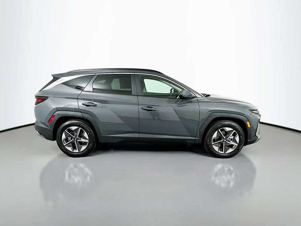 Thumbnail: 2026 Hyundai Tucson - 4