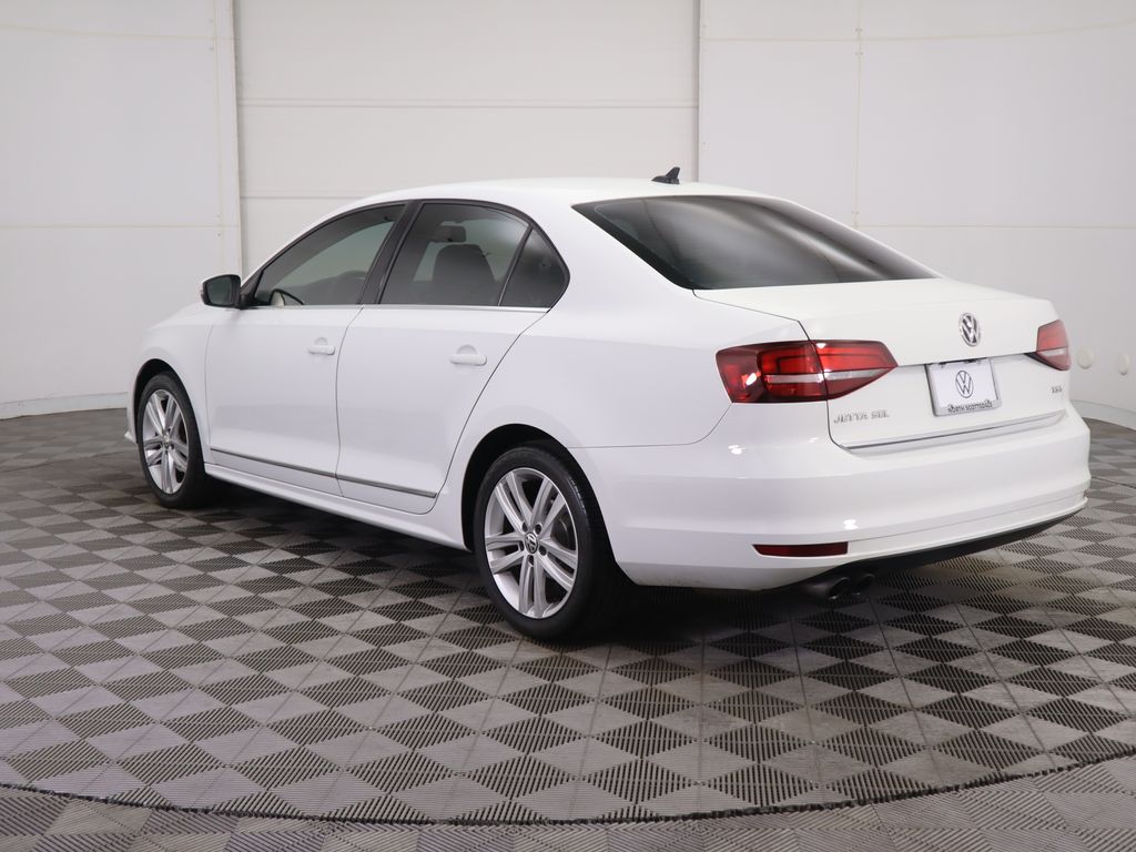 Thumbnail: 2017 Volkswagen Jetta - 7