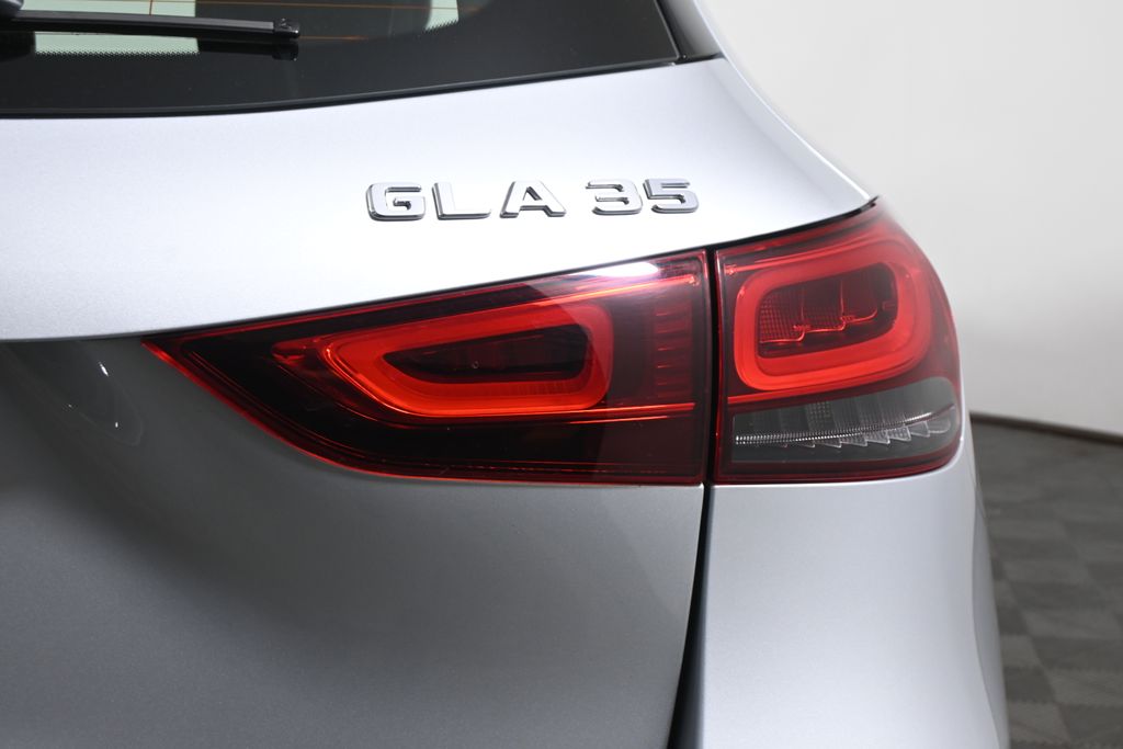 Thumbnail: 2023 Mercedes-Benz GLA - 13
