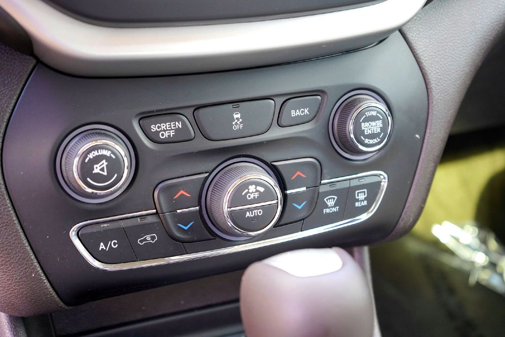 Used Car 2016 Jeep Cherokee  Overland For Sale Under $10,000 In Taylor, Texas