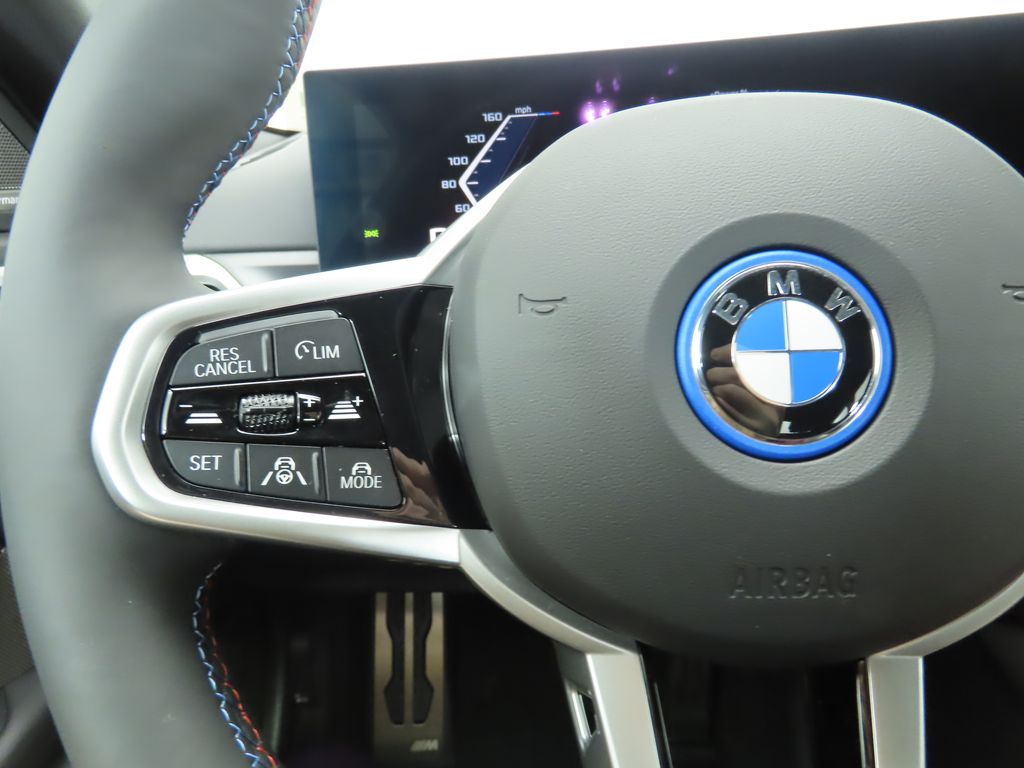 2025 BMW i4 M50 11