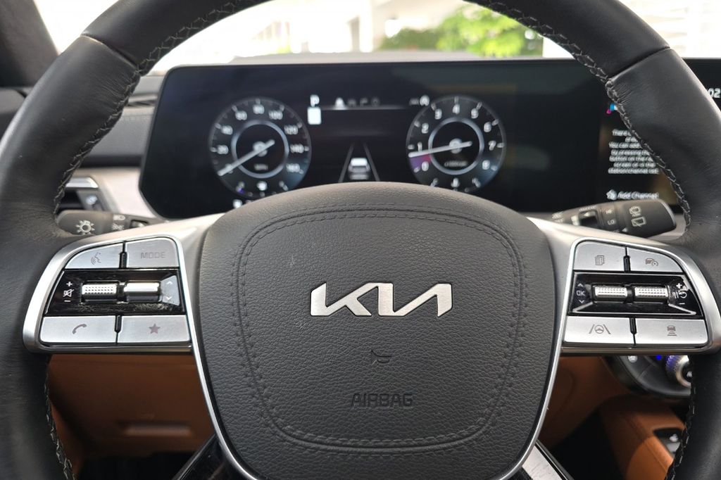 used 2025 Kia Telluride car, priced at $47,917