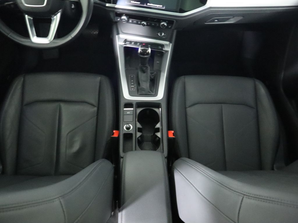 Thumbnail: 2023 Audi Q3 - 17