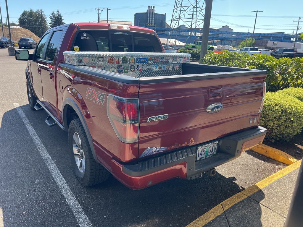 View vehicle photo 5