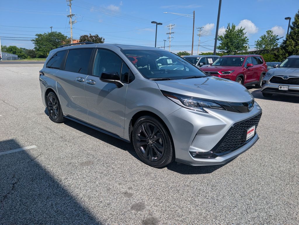 2025 Toyota Sienna XSE