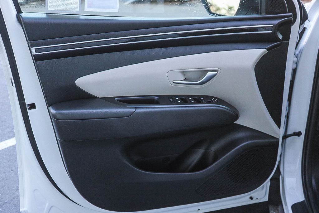 Certified Used 2024 White Hyundai SEL image 25