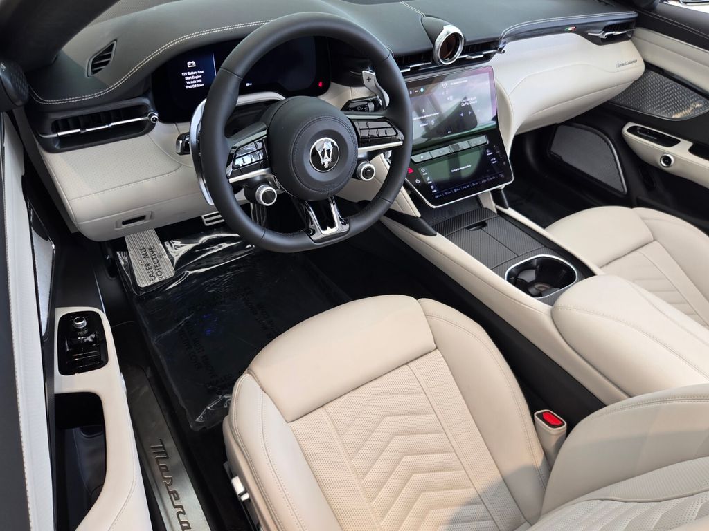 2026 Maserati Grancabrio - $184,515