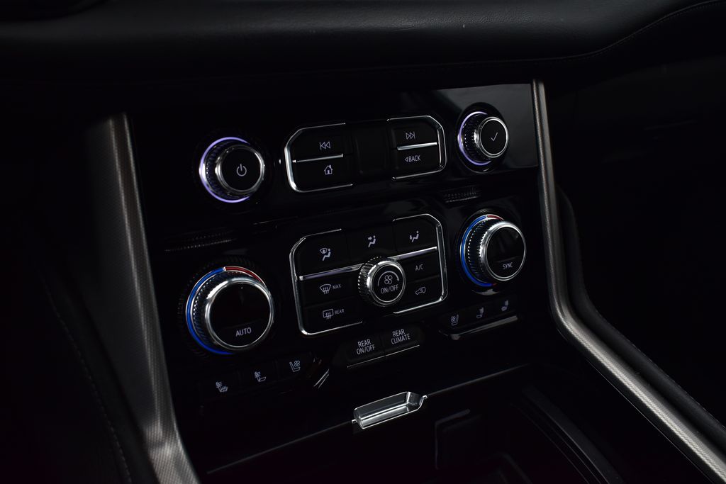 Thumbnail: 2022 GMC Yukon - 21