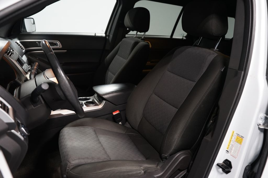 Thumbnail: 2014 Ford Explorer - 6