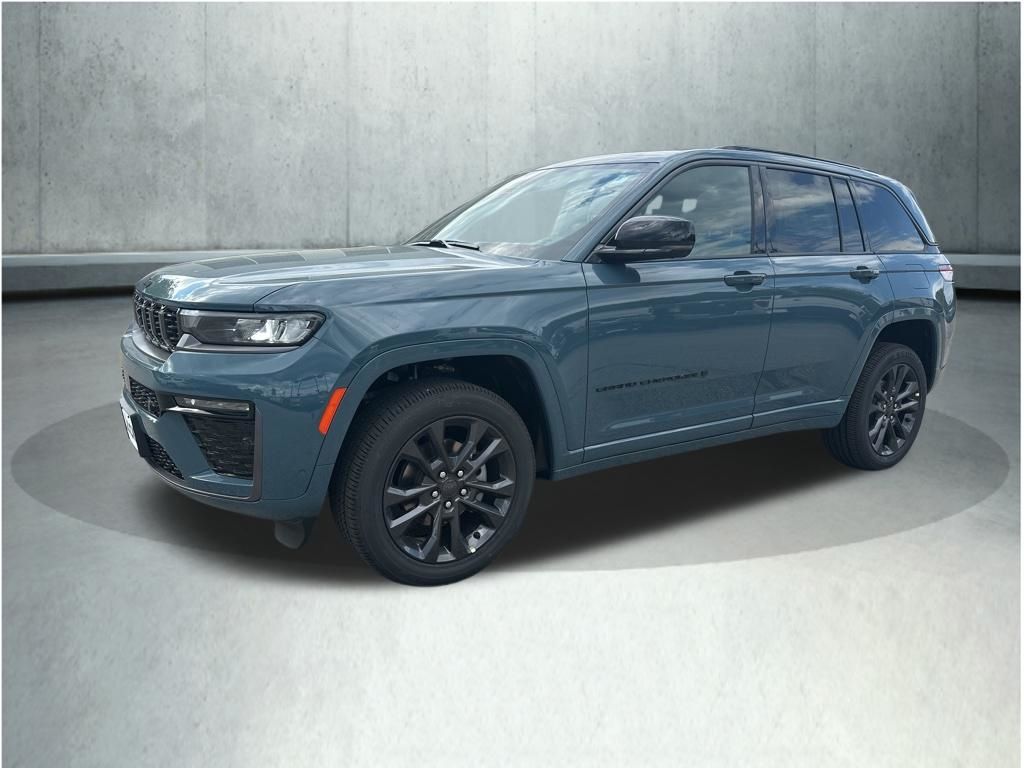 2026 Jeep Grand Cherokee Limited Reserve 4x4's photo