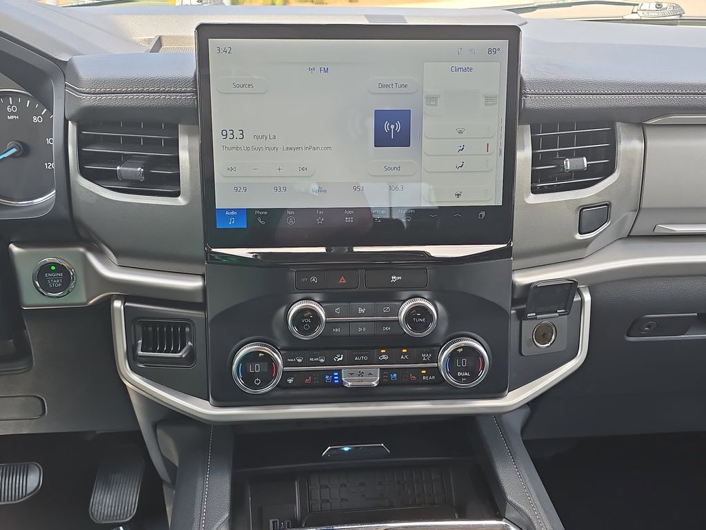 2024 Black Metallic Ford Expedition Max XLT RWD SUV
