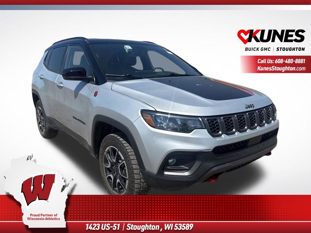 Silver Zynith Metallic Clearcoat 2025 Jeep Compass SUV / Crossover Four-Wheel Drive 8-Speed Automatic